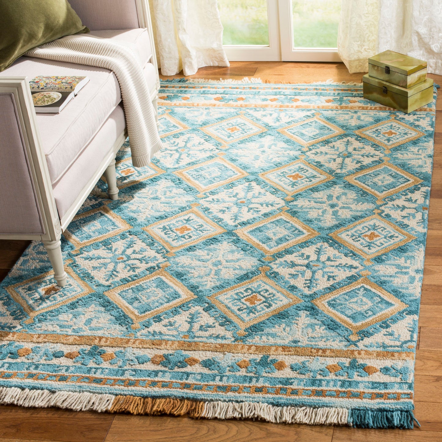 Safavieh Blossom Ottilia 8 x 10 (ft) Tufted Wool Ivory/Teal Rectangular Indoor Abstract Bohemian/Eclectic Spot Clean Only Area rug